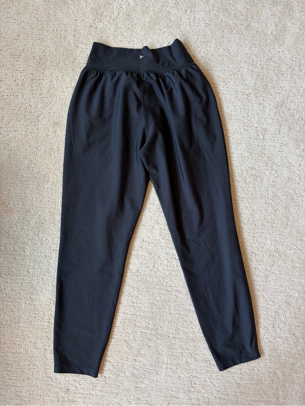 Old Navy Black Drawstring Joggers - Picture 3 of 3